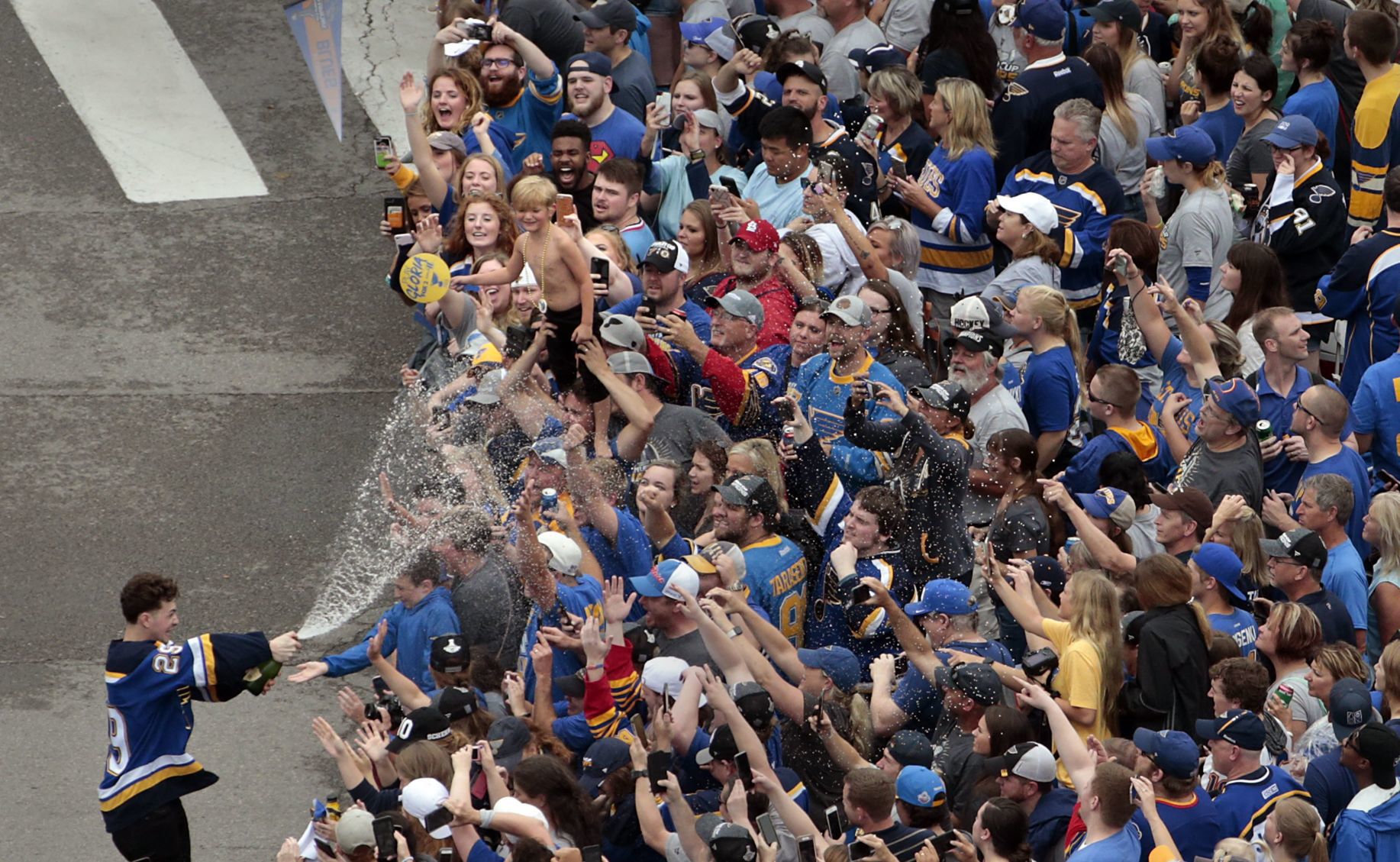 Blues fans parade like champions as St. Louis Blues capture first Stanley Cup
